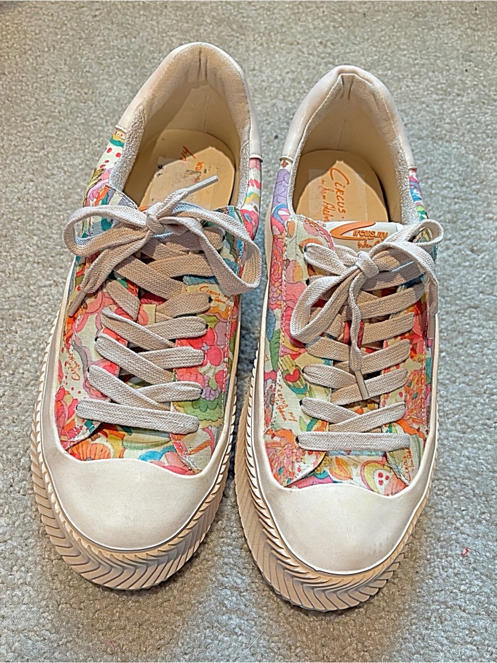 Circus NY by Sam Edelman Tatum Flower Platform Sneakers Size 10